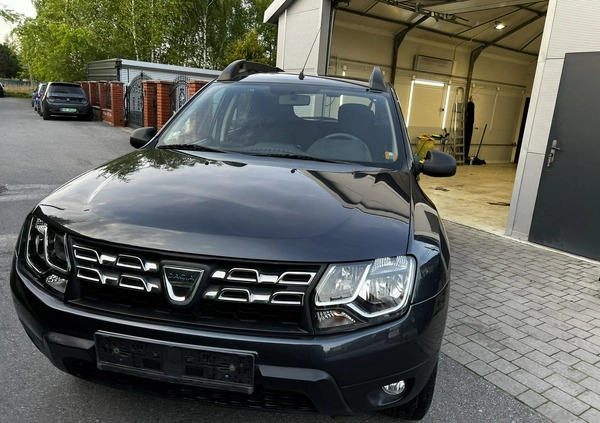 Dacia Duster cena 38900 przebieg: 179000, rok produkcji 2016 z Karlino małe 529